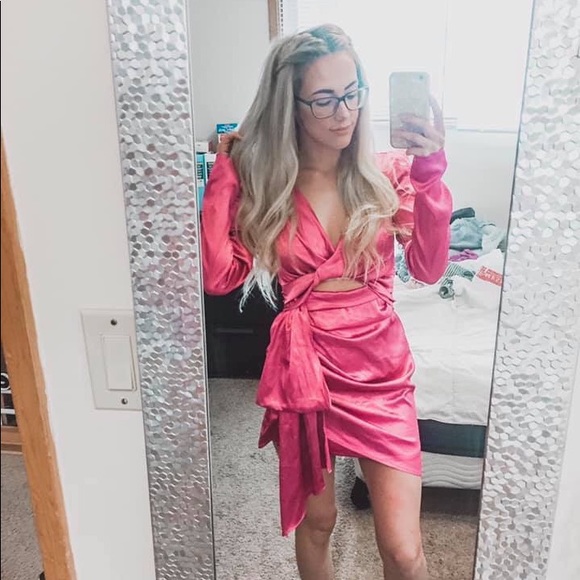 Barbie- pink dress Lulus - Picture 1 of 3